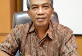 Azwar Manaf, Dr.