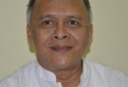 Musaddiq Musbach, Dr.